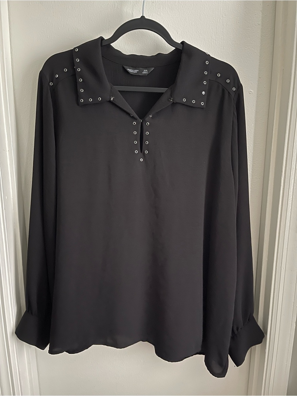 Simply Vera Vera Wang Black Long Sleeve Shirt with Stud Accents